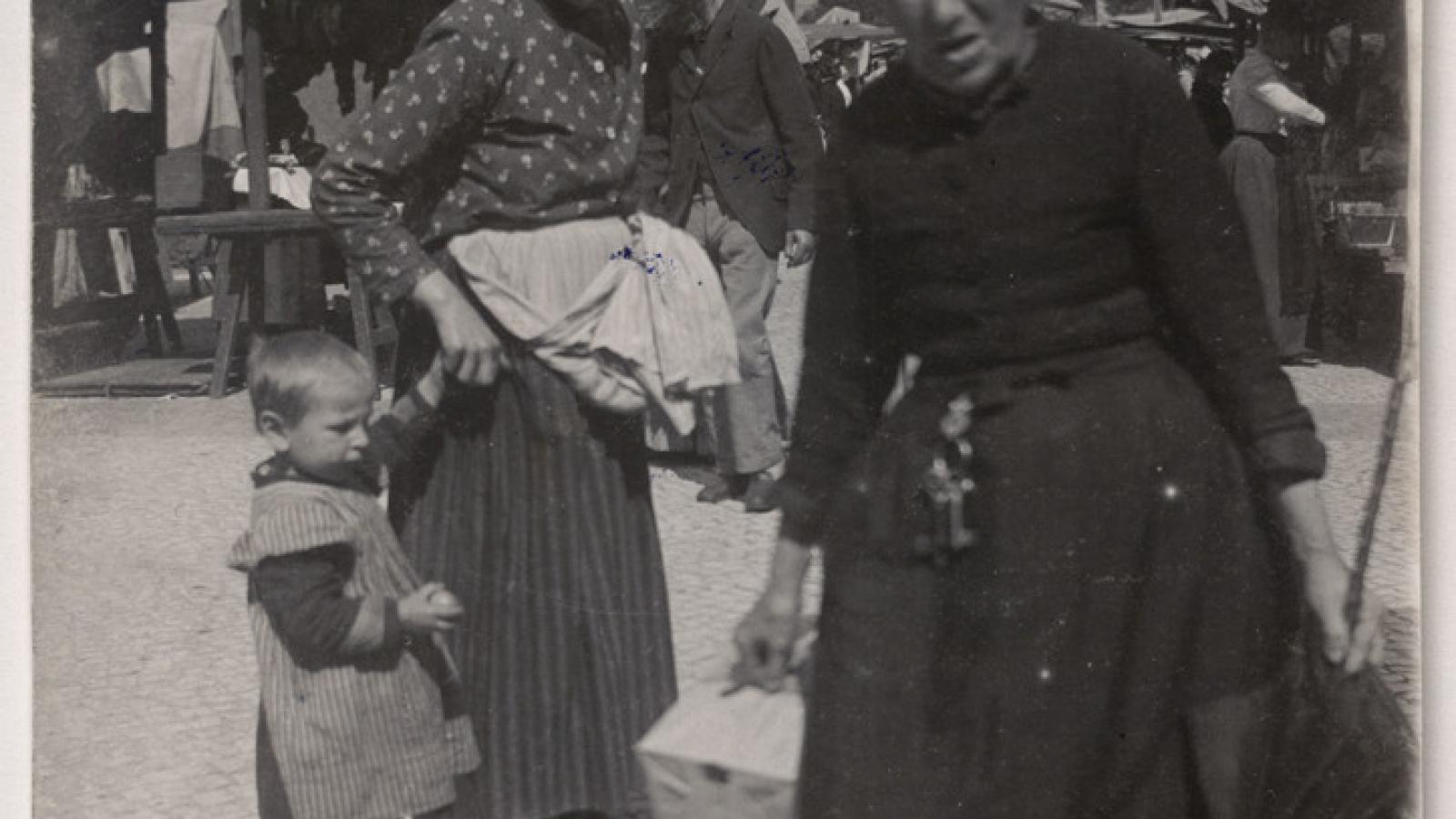 Markt auf dem Friedrich Karl Platz, Sommer 1898