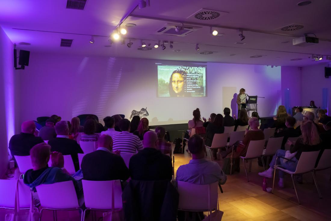 Barbara Fischer mit ihrem Vortrag zur Viralität von Coding da Vinci, CdV Nieder.Rhein.Land 2021