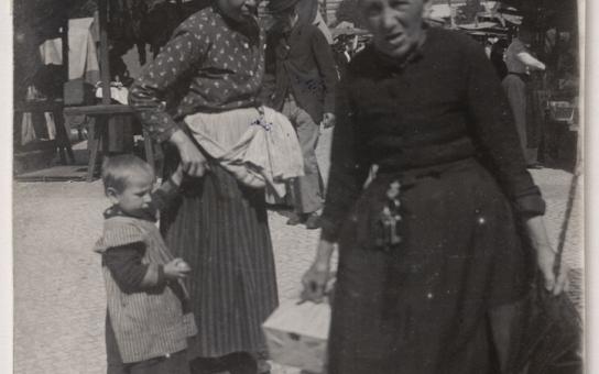 Markt auf dem Friedrich Karl Platz, Sommer 1898